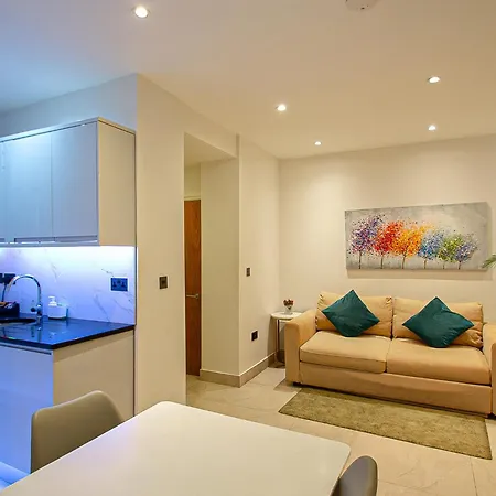 Hyde Park Superior Apartments London Room photo