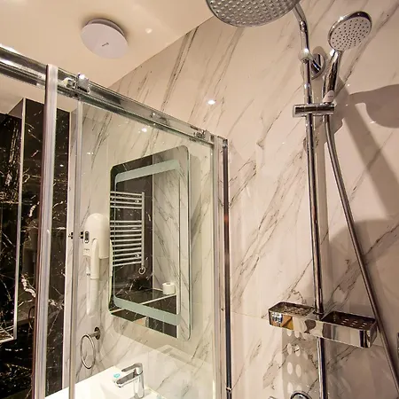 Hyde Park Superior Apartments London Room photo